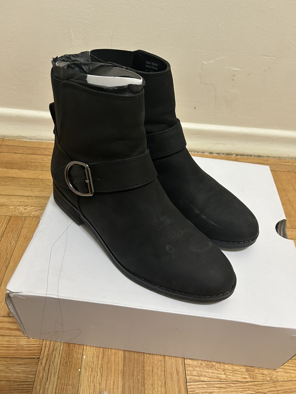 Womens boots image indicator(2)