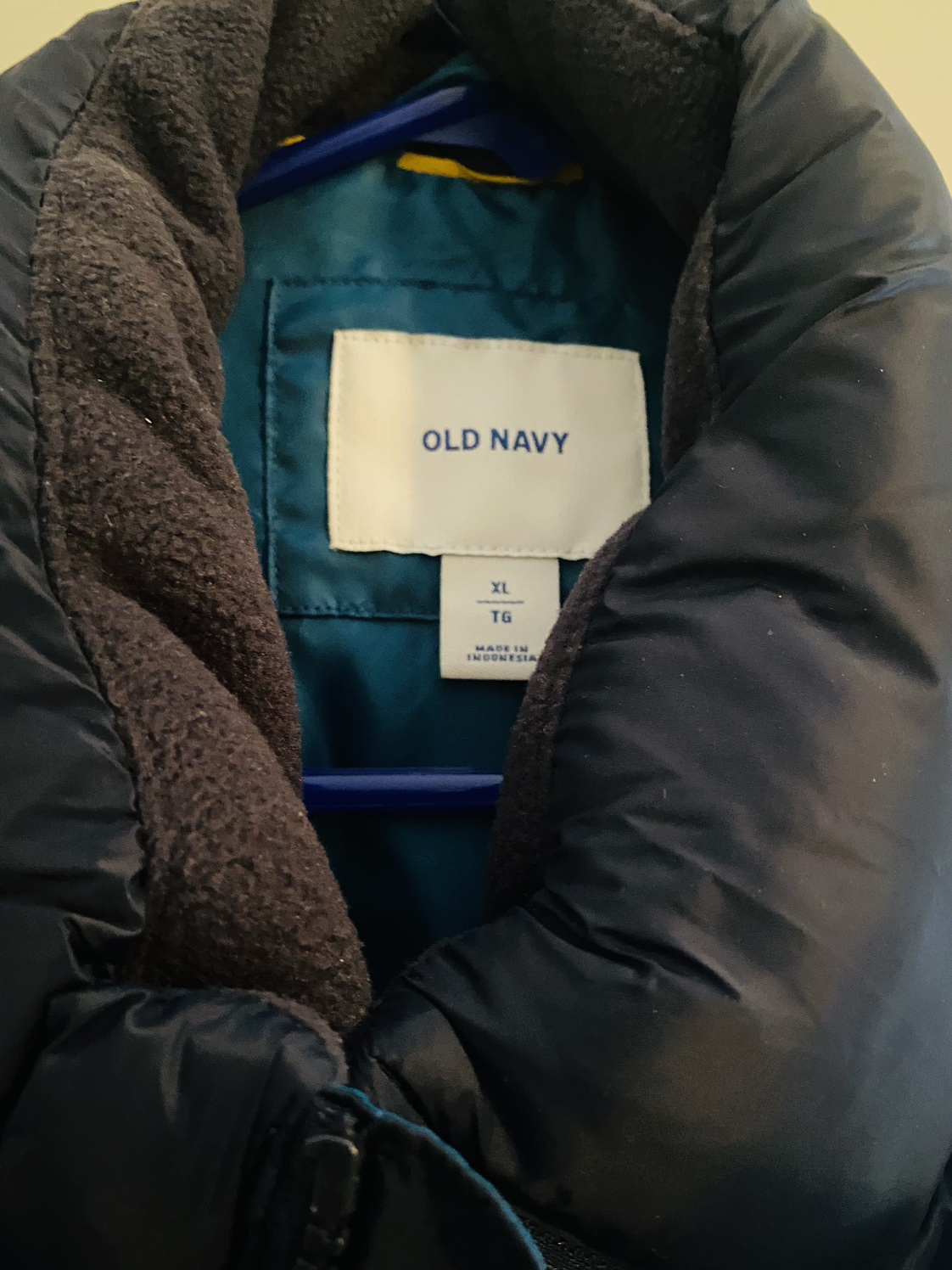 Brand new Old navy vest - photo 2