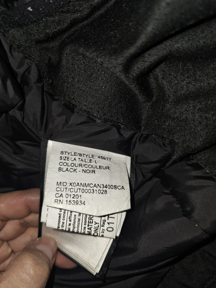 Black Canada Goose Jacket Youth 14-16 - photo 4