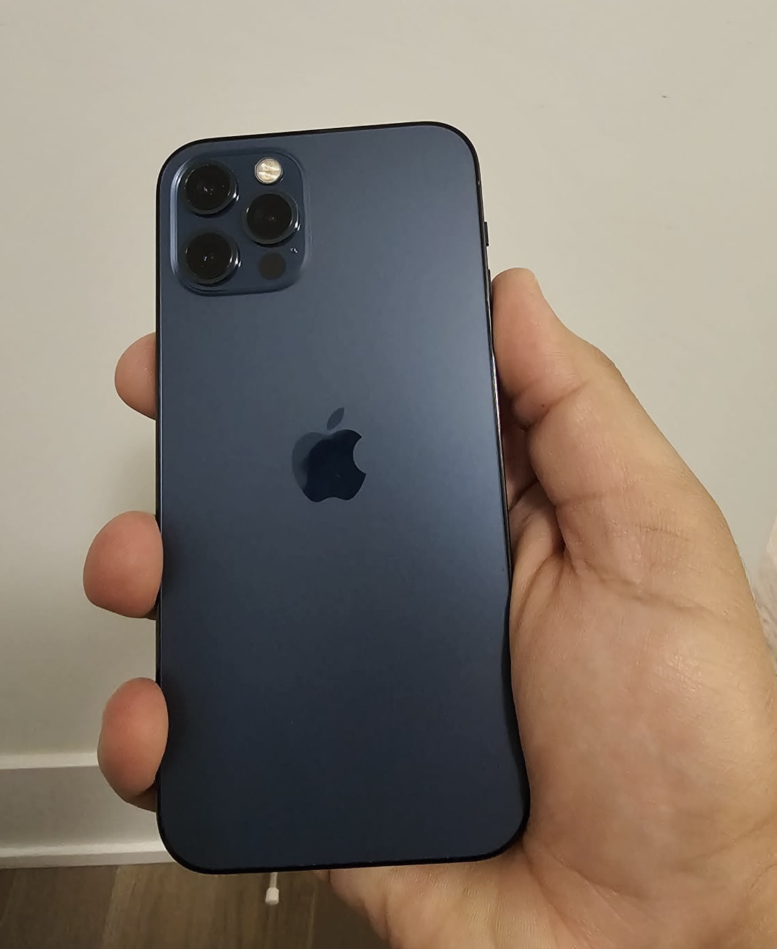 iPhone 12 Pro (256gb; Pacific Blue color)
