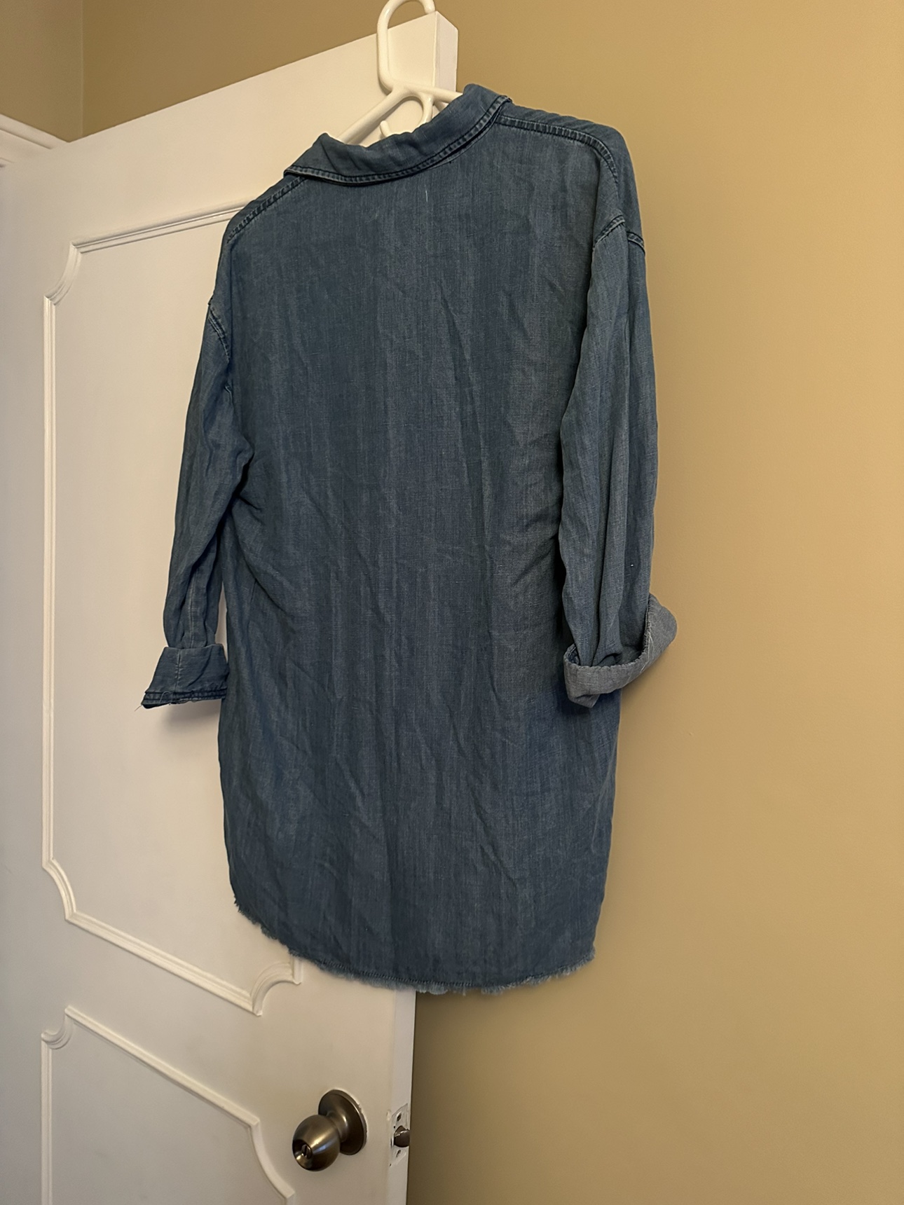 BNWT Zara Women’s Shirt image indicator(4)