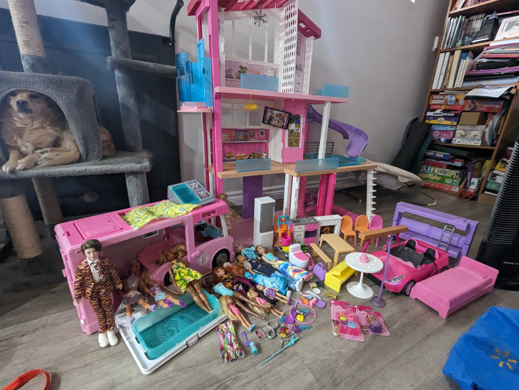 Barbie house, camper and accessories