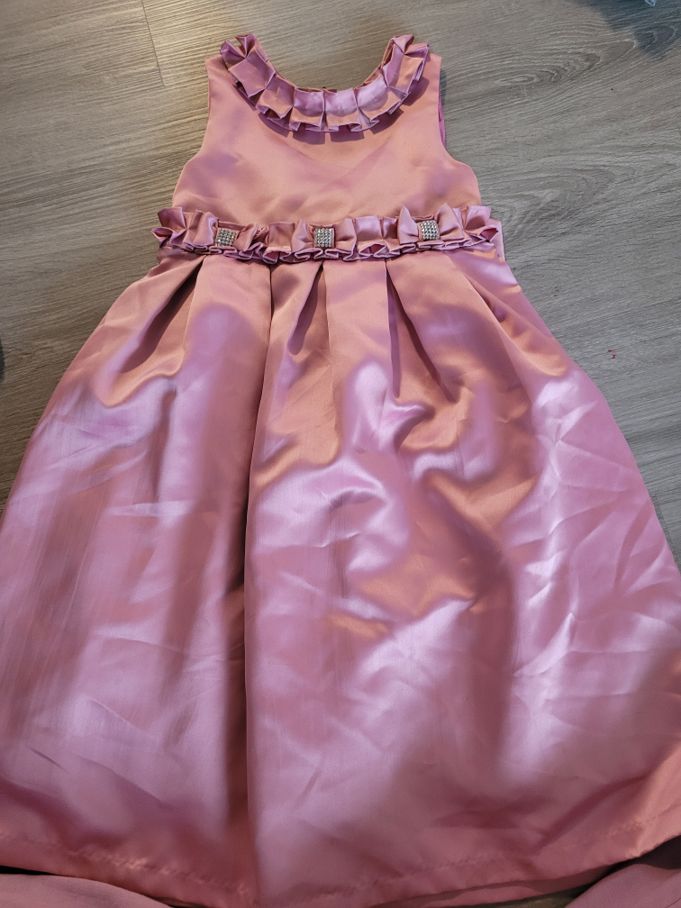 dresses size 7 8 9 and 10 each $20 - photo 2
