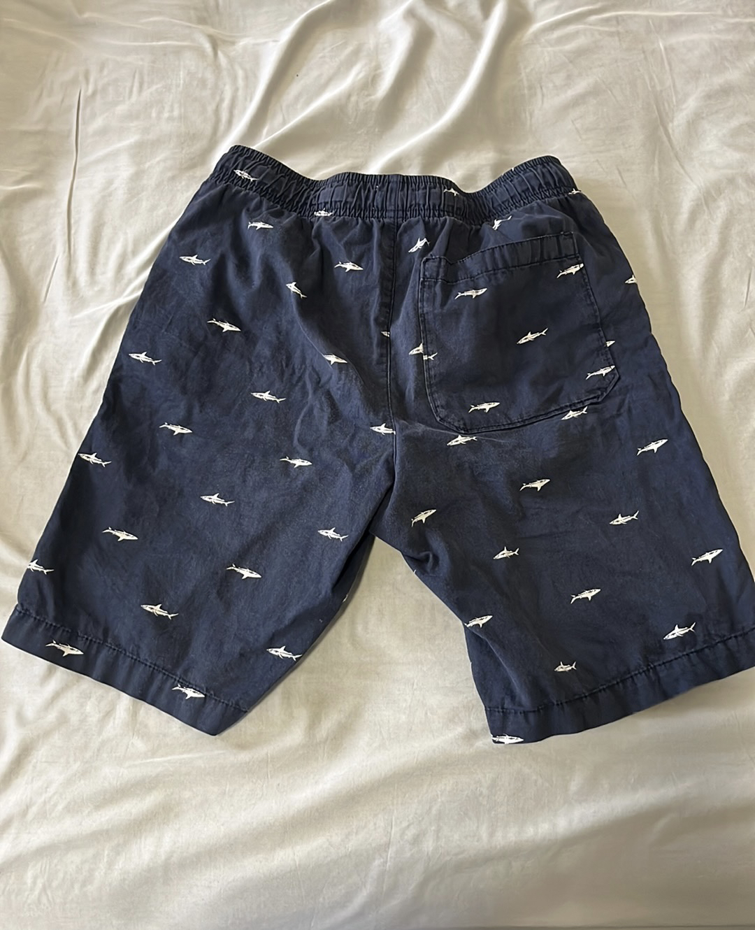 Old navy boys shorts size large image indicator(2)