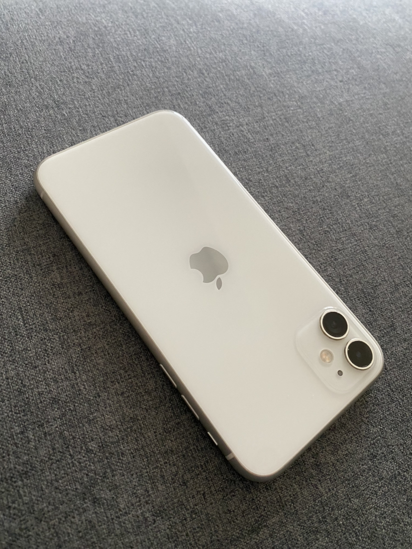 iPhone 11 128 GB (Wonderful condition)