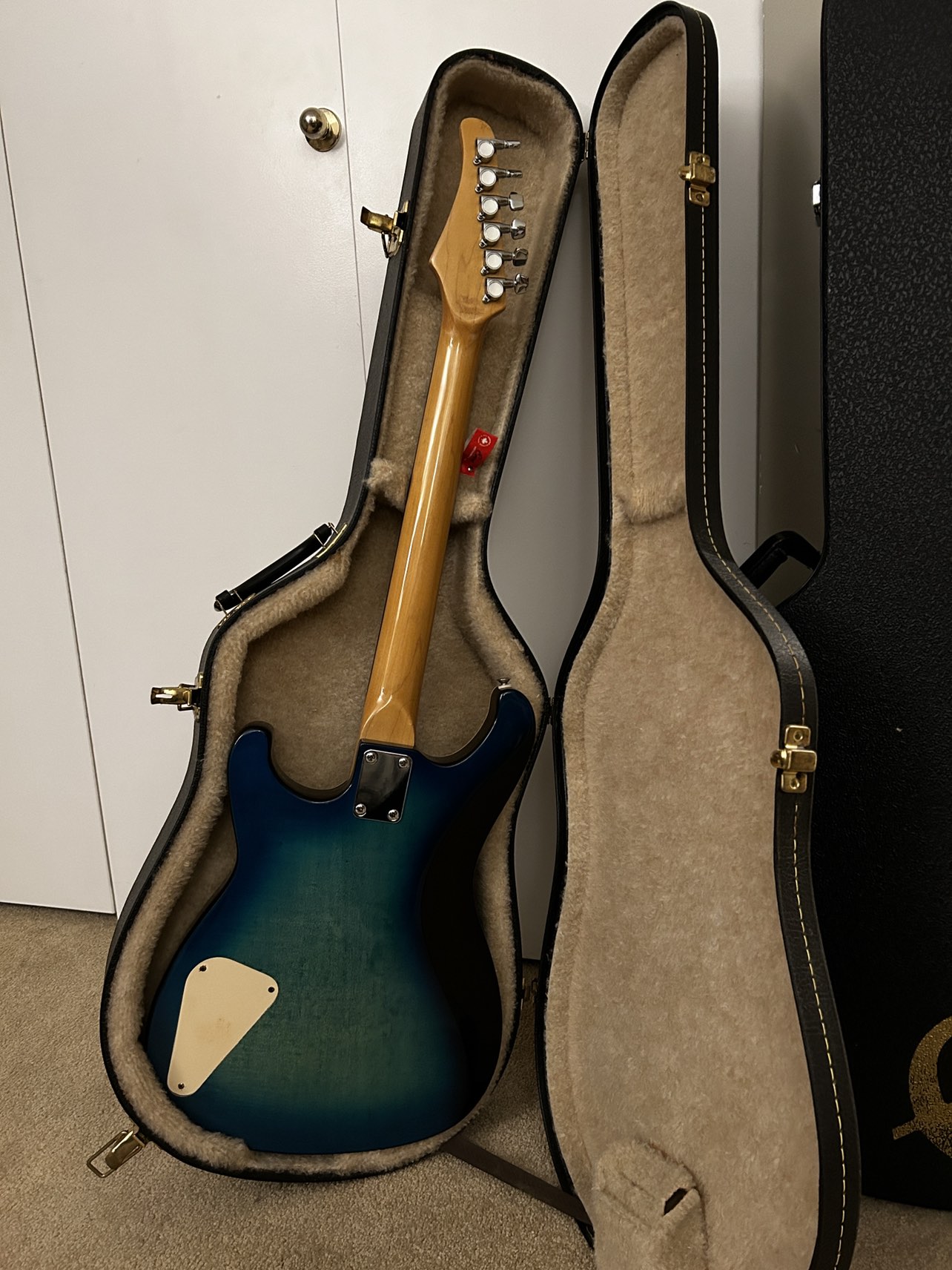 Cort Electric Guitar - photo 2