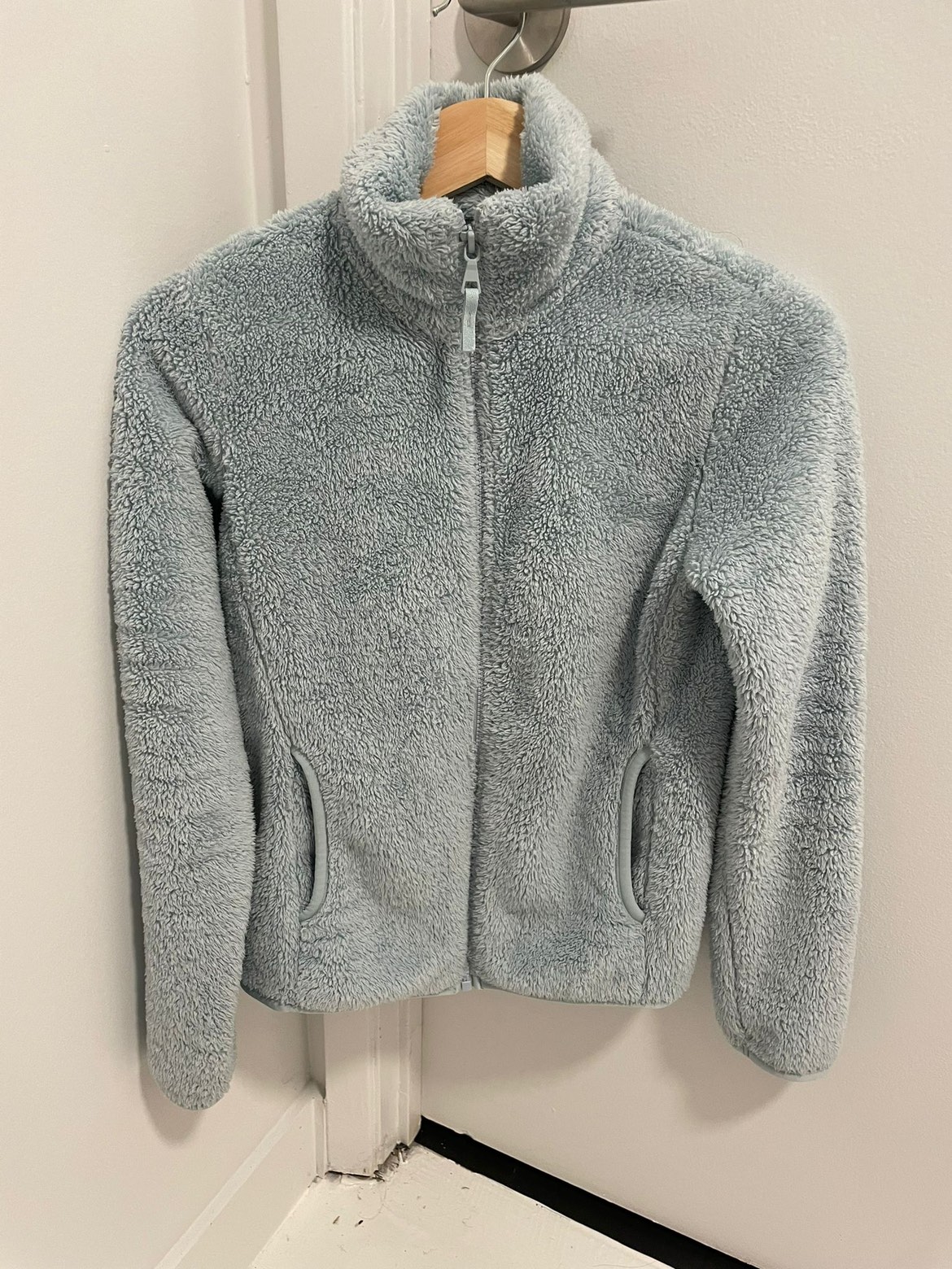 Uniqlo Fleece Jacket Light Blue