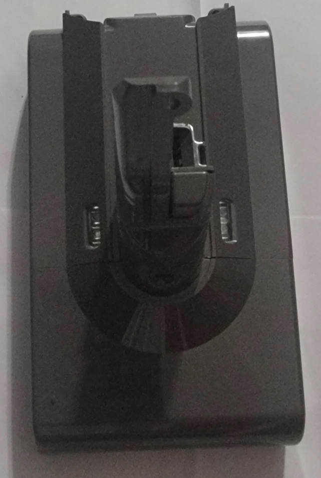 Dyson V8 Battery - photo 2