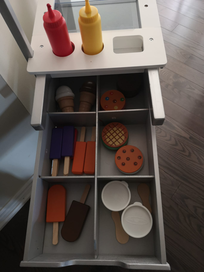 Melissa & Doug snack and food cart set image indicator(2)