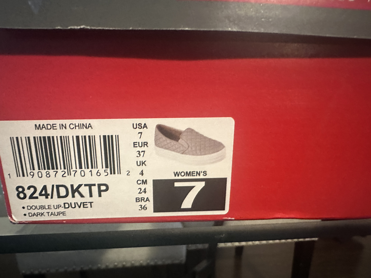 EUC sketchers shoes size 7 - photo 4