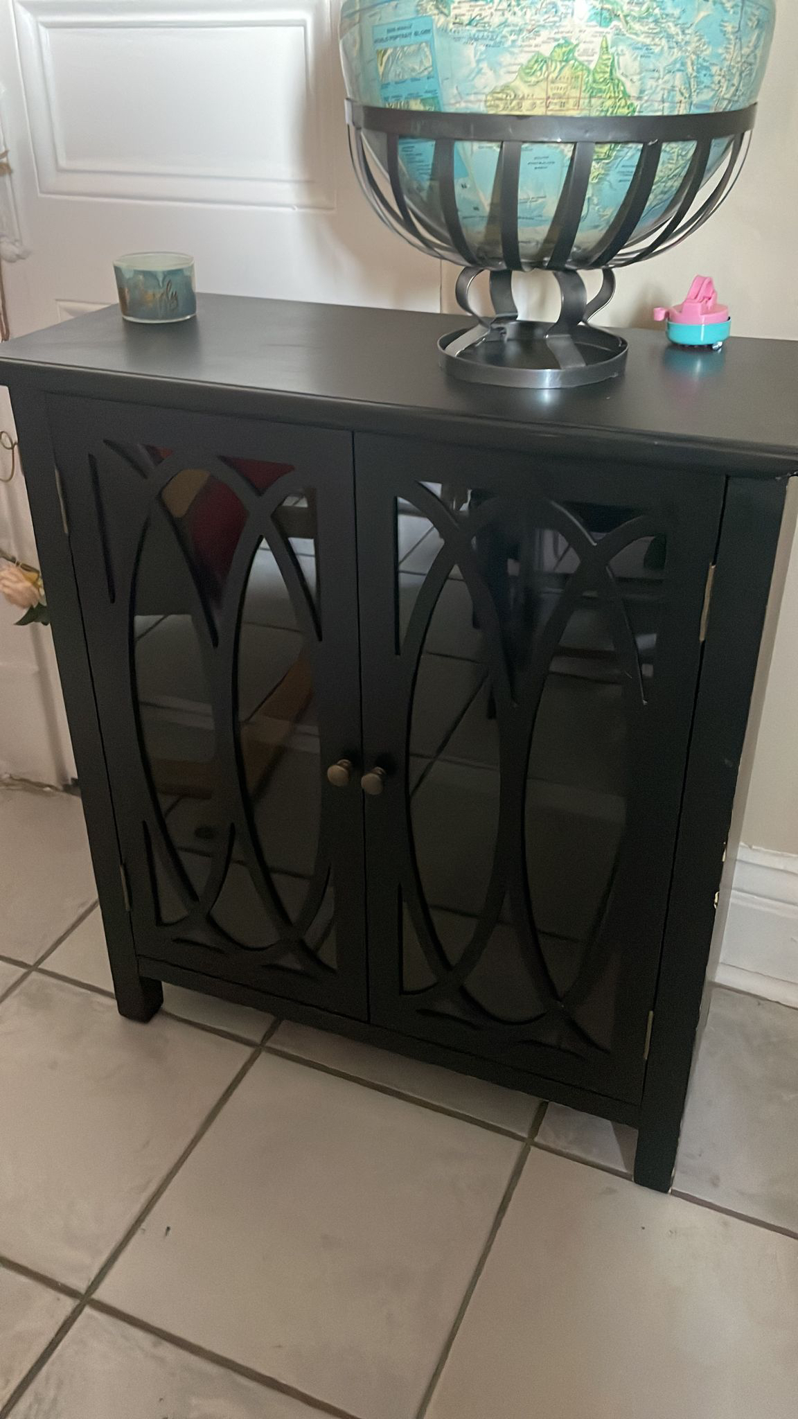 Furniture for entrance thumbnail