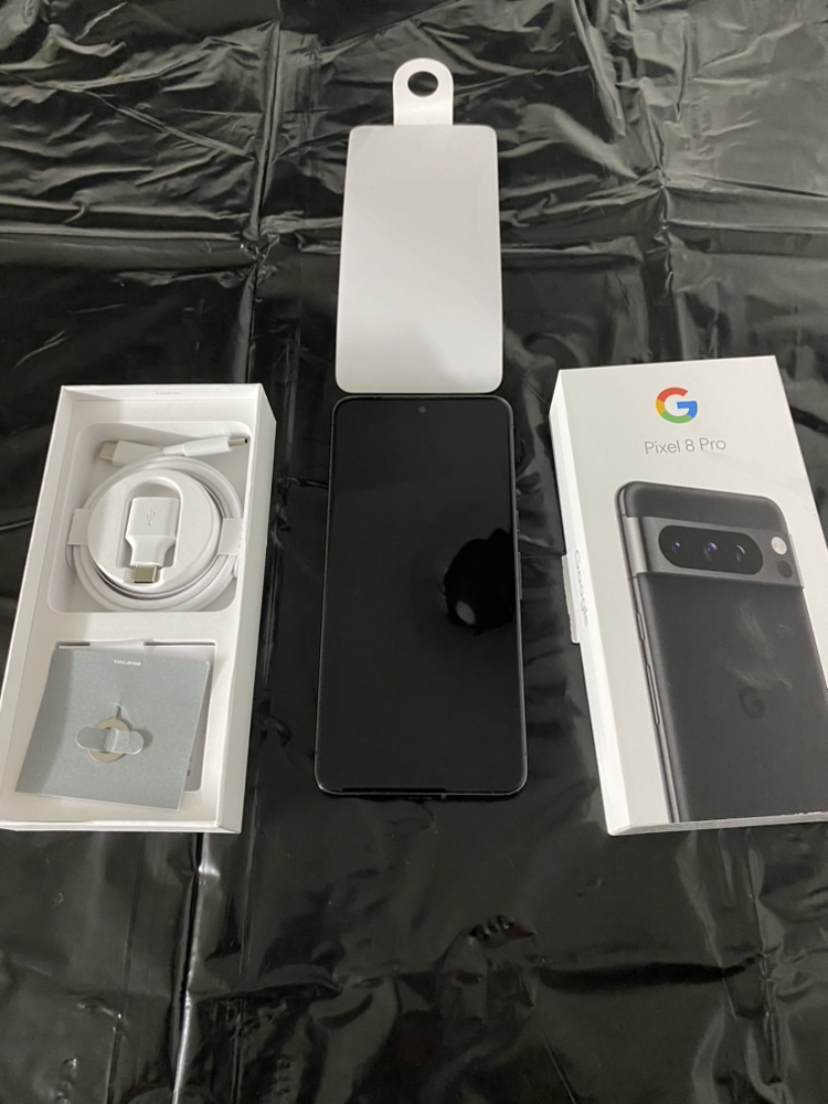 Pixal 8 pro phone - photo 4