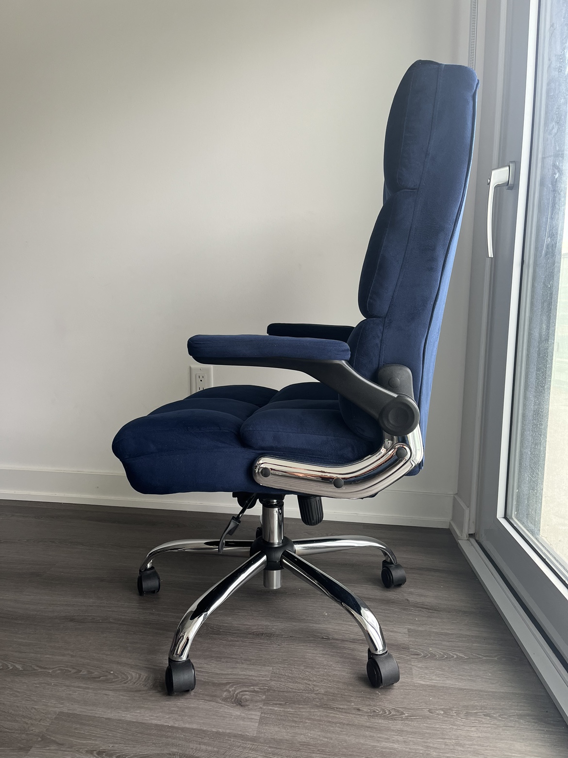 Ergonomic Executive Chair - photo 4