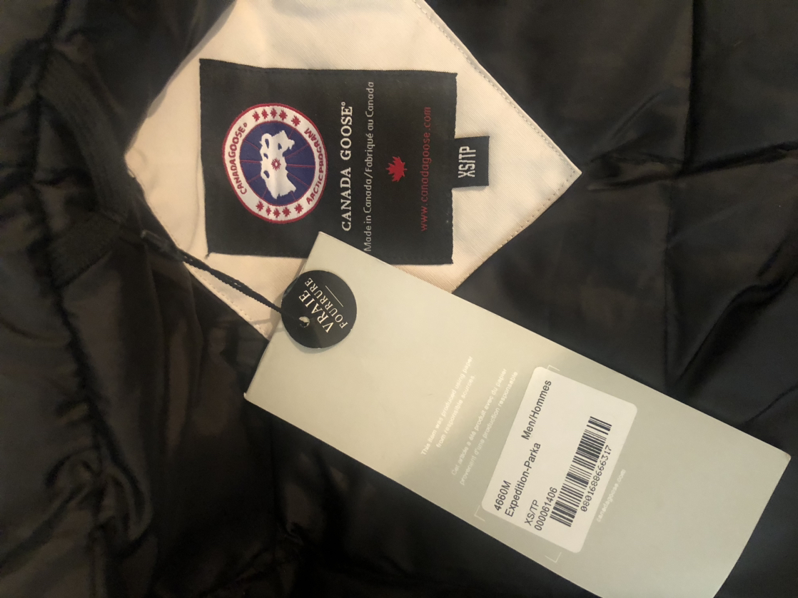 Brand new Canada goose jacket image indicator(2)