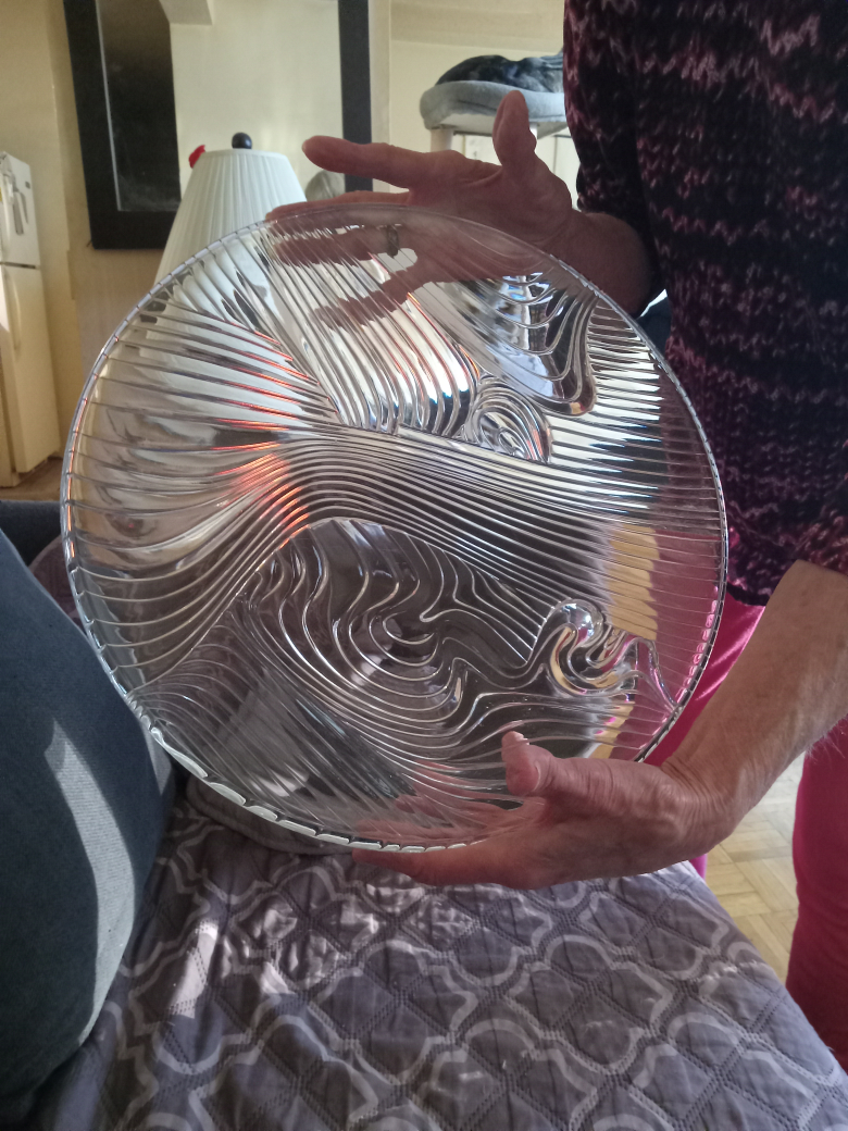 Glass Platter *MUST PICKUP*