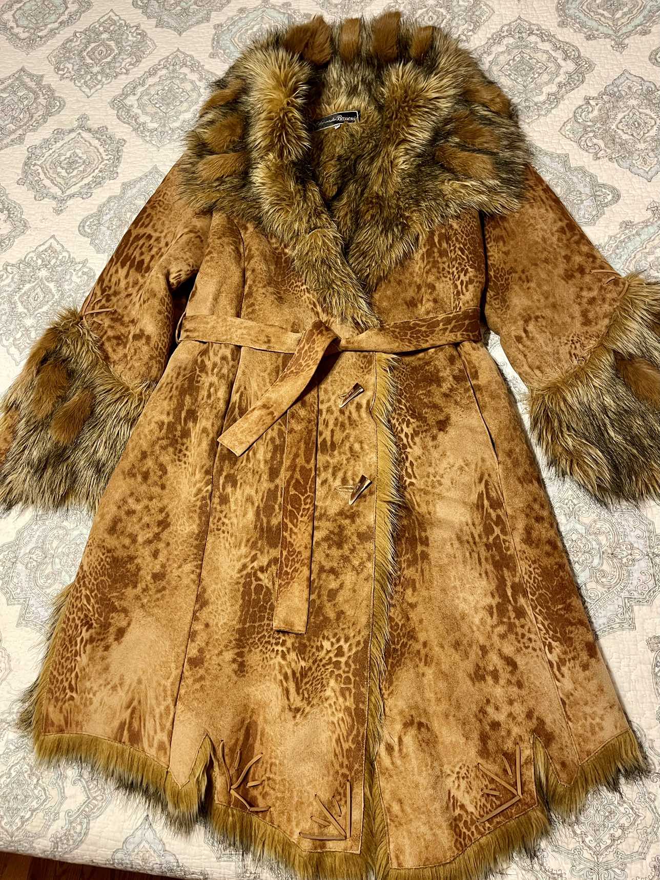 Eduardo Bassoni -Leather/ Fur Coat- $150 image indicator(9)
