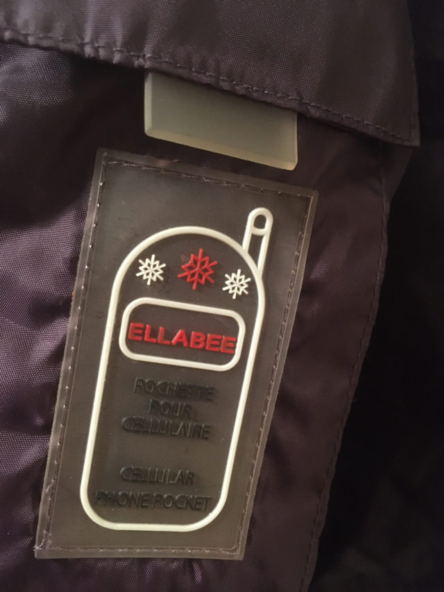 Beautiful duvet jacket with pocket for cell phone image indicator(4)