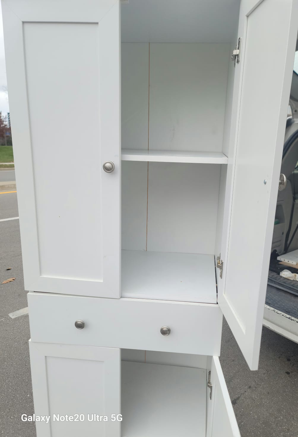 KITCHESN PANTRY CABINET SIZE 23x15h72 - photo 4