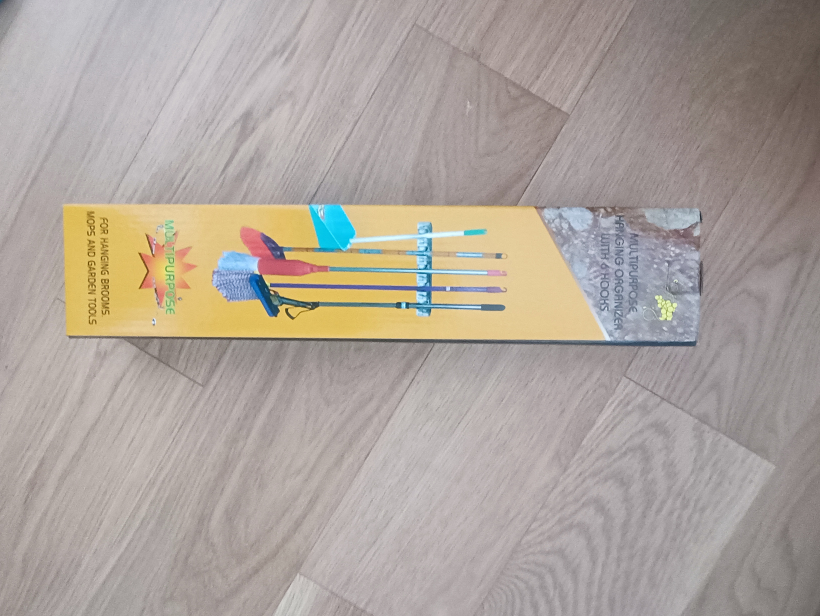 Hanging organizers with 6 hooks thumbnail