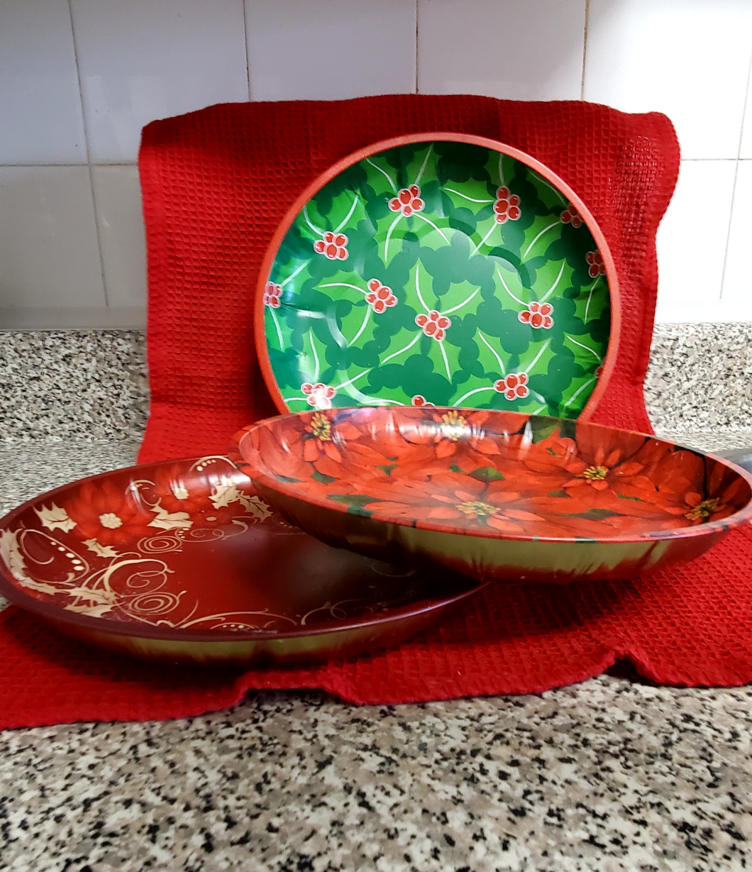 Metal serving  plates (Christmas) D: 25cm - #freecycle - photo 2