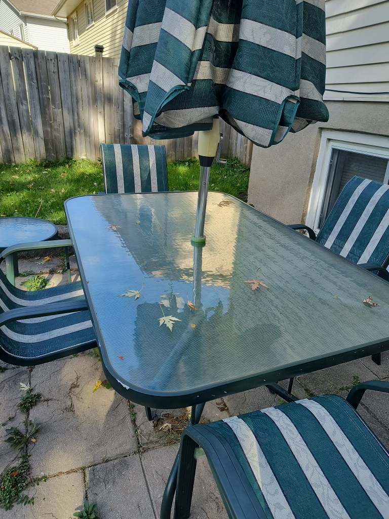 Backyard tables,  chairs, umbrella with stand - photo 2