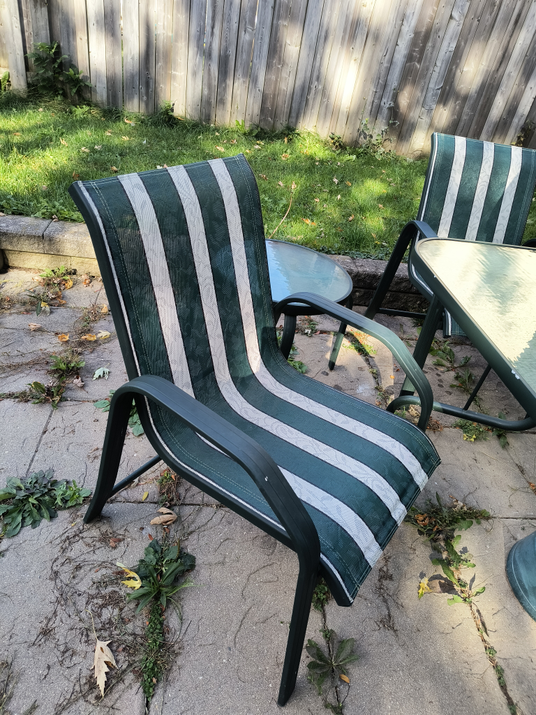 Backyard tables,  chairs, umbrella with stand - photo 4