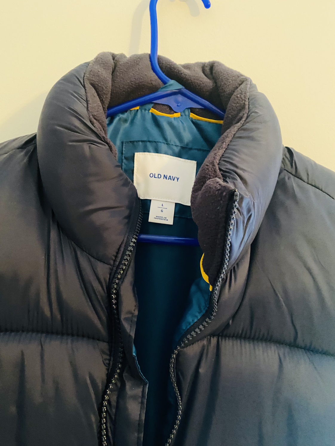 Brand new Old navy vest - photo 4