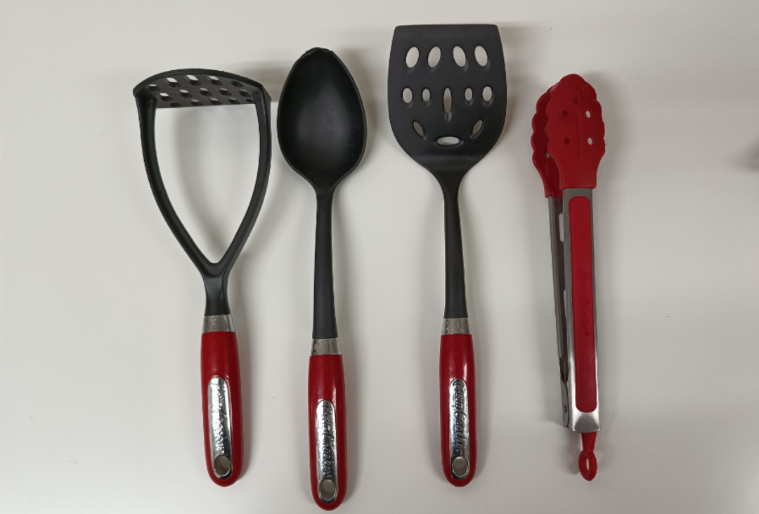 Betty Crocker Cooking Set