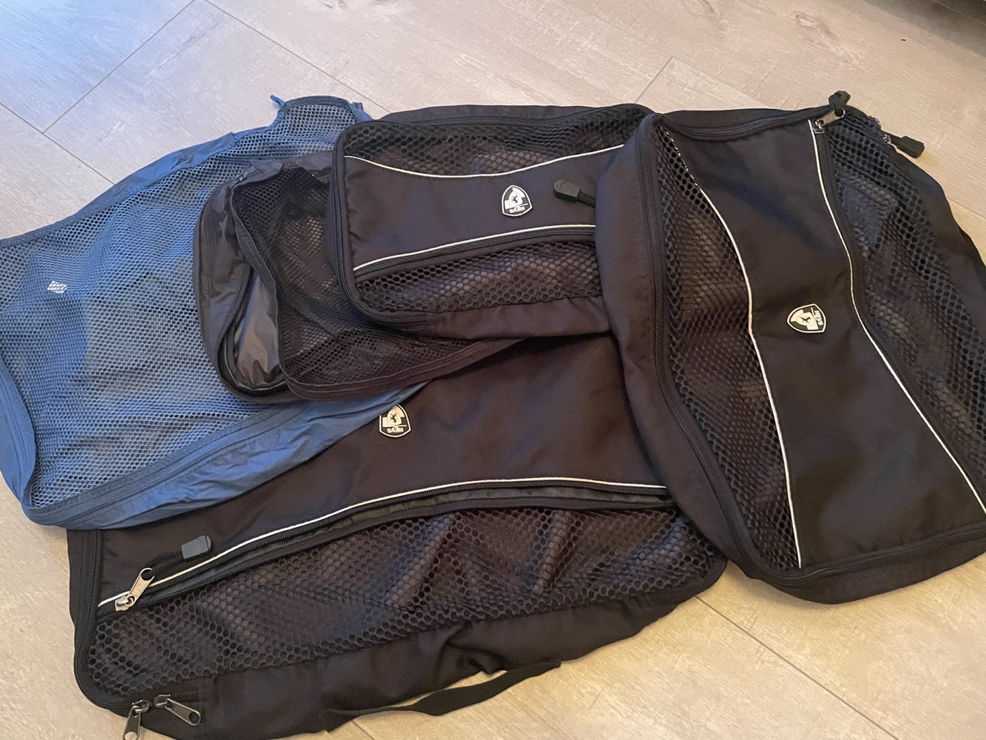 9 travel packing cubes