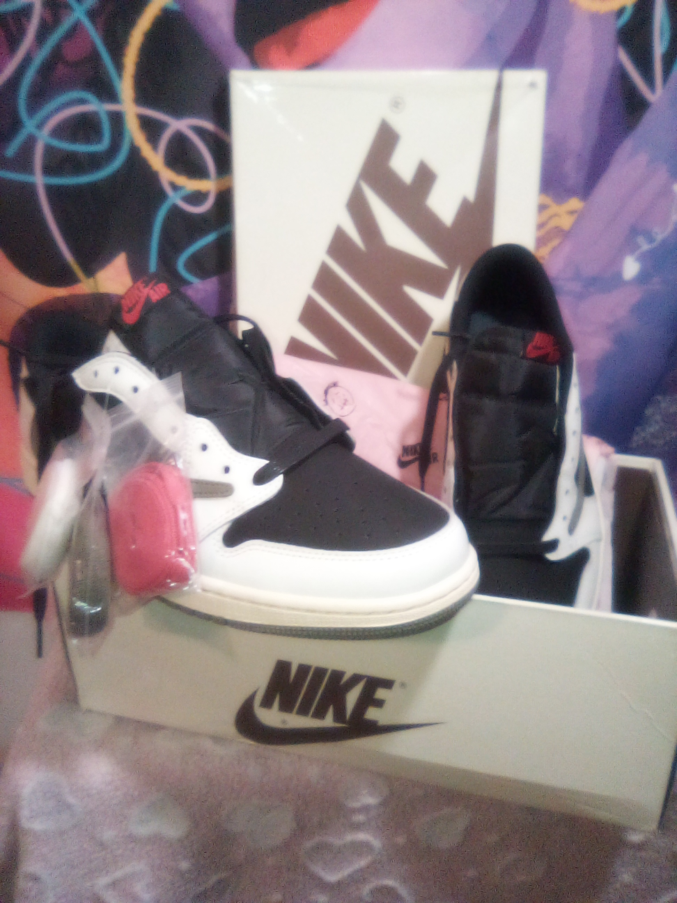 Jordan 1 Retro OG x Travis Scott Low Olive W (13.5)
