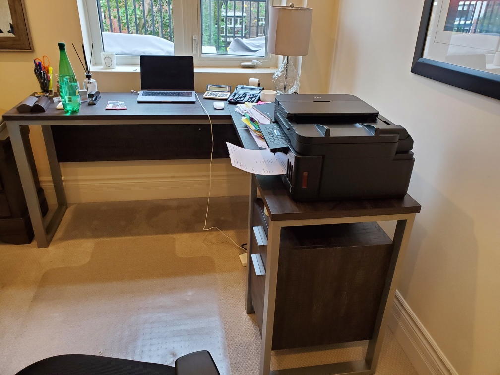 L Shaped work desk - photo 2