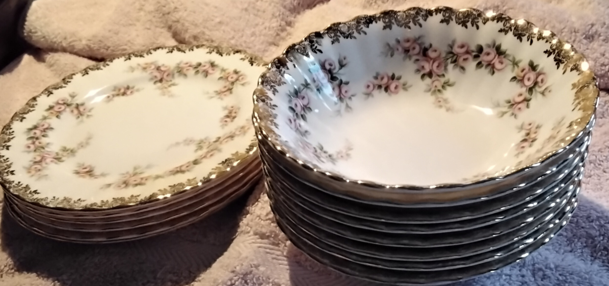 Royal Albert Dimity Rose  Fruit Nappies & Bread & Butter Plates thumbnail