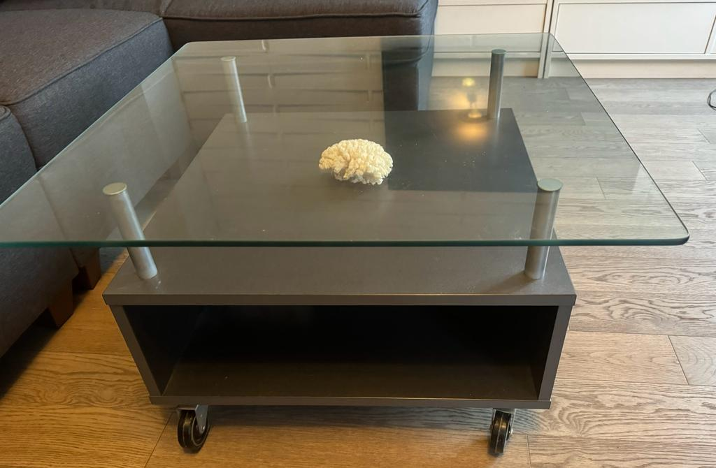 Square glass top coffee table image indicator(2)