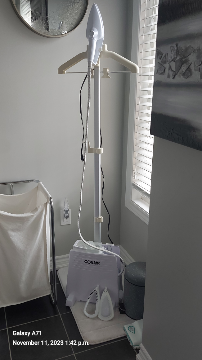 Conair Full Clothes Steamer thumbnail