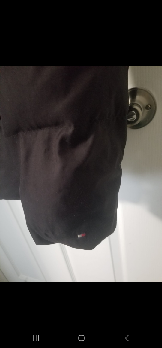 Men's Tommy hilfiger winter jacket size L image indicator(4)