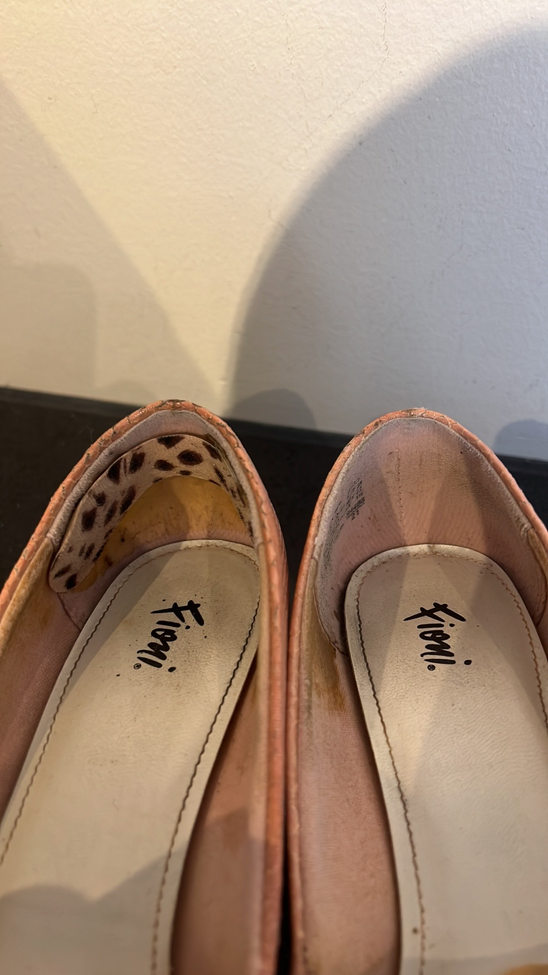 Fiomi peep toe heels size 35 image indicator(5)