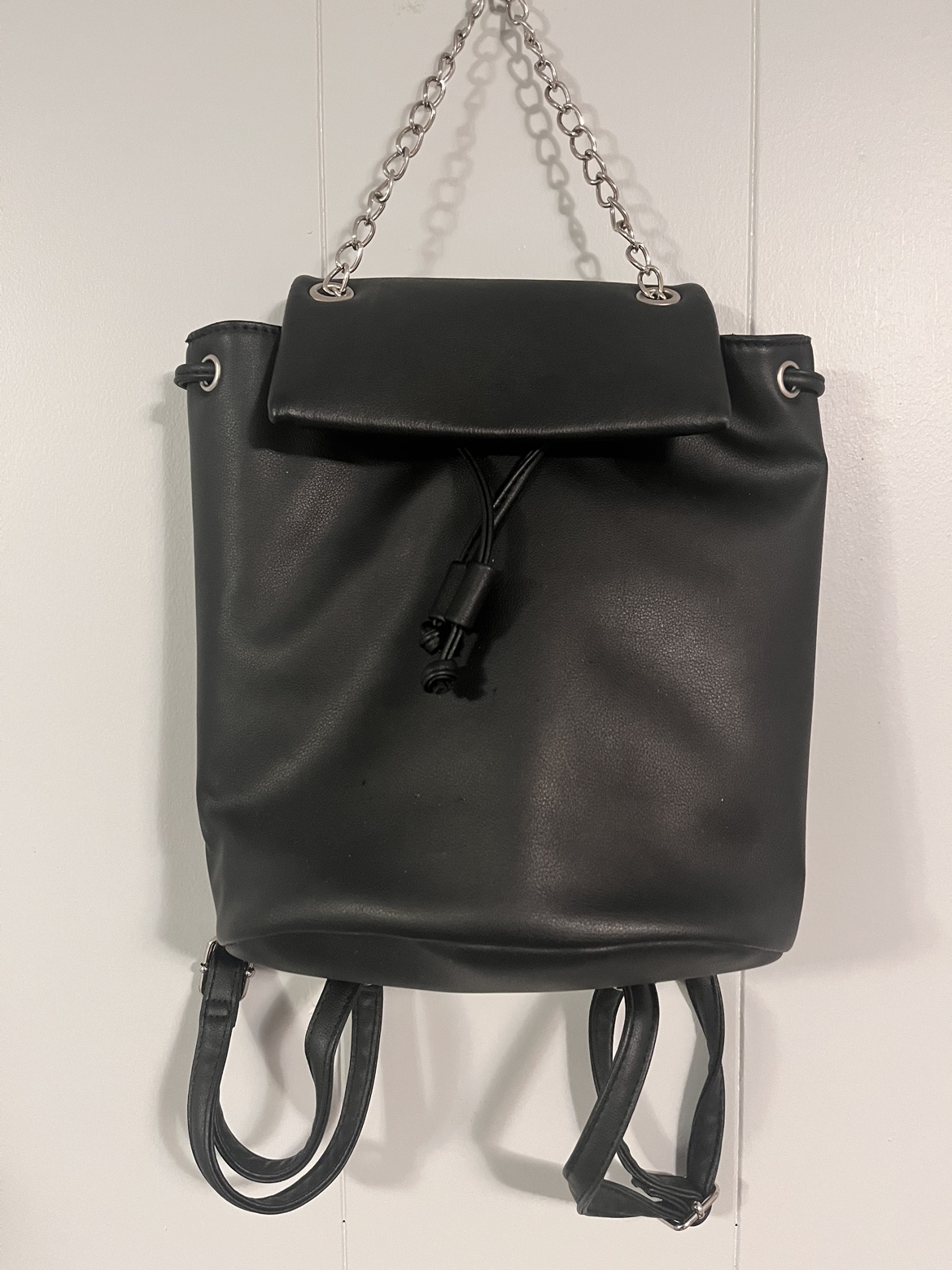 Leather backpack thumbnail