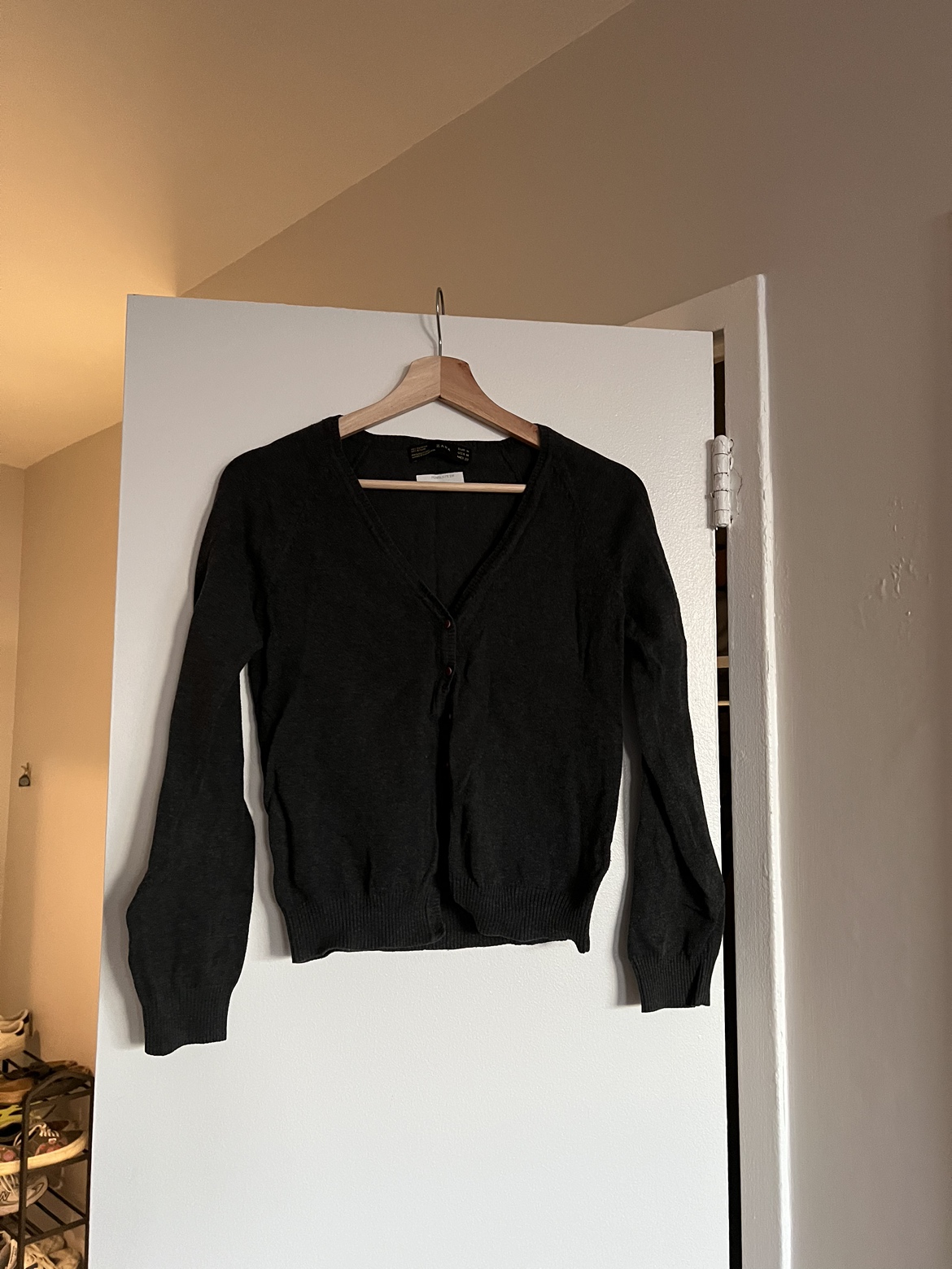 Zara cardigan thumbnail