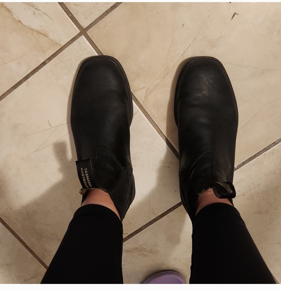 100% waterproof blundstone boots