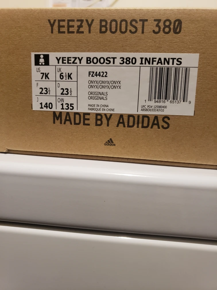 ADIDAS AUTHENTIC YEEZY Boost 380 Onyx - Infants 7K - photo 2