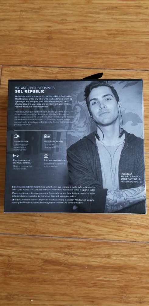 Sol Republic Shadow headphones image indicator(2)