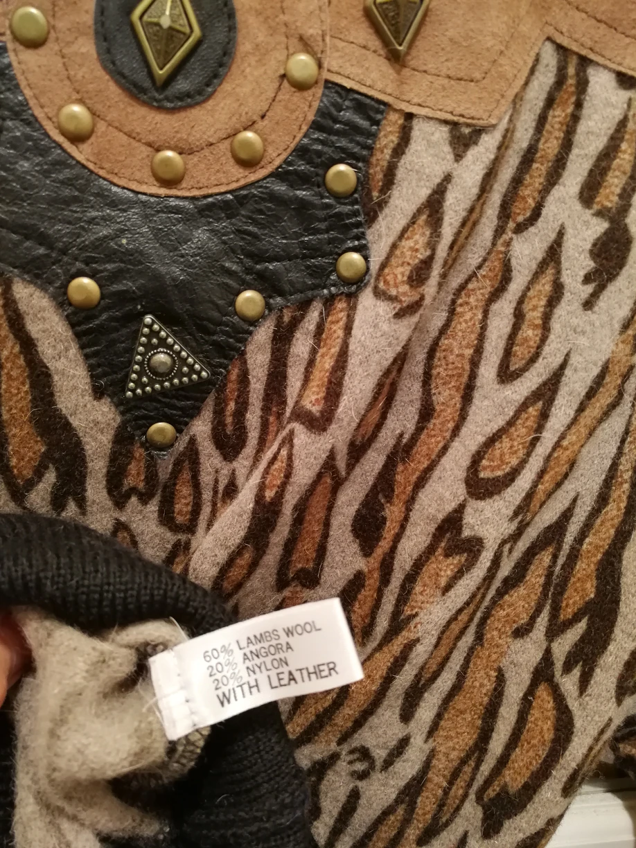 🇮🇹 Italian Leopard print wool sweater S-M image indicator(4)