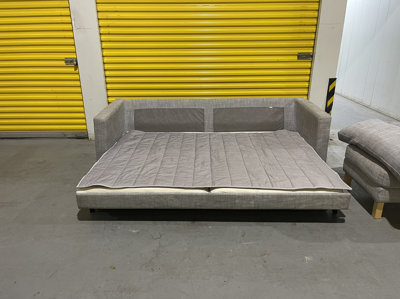 FREE DELIVERY | Comfy Pullout Sofá - photo 4