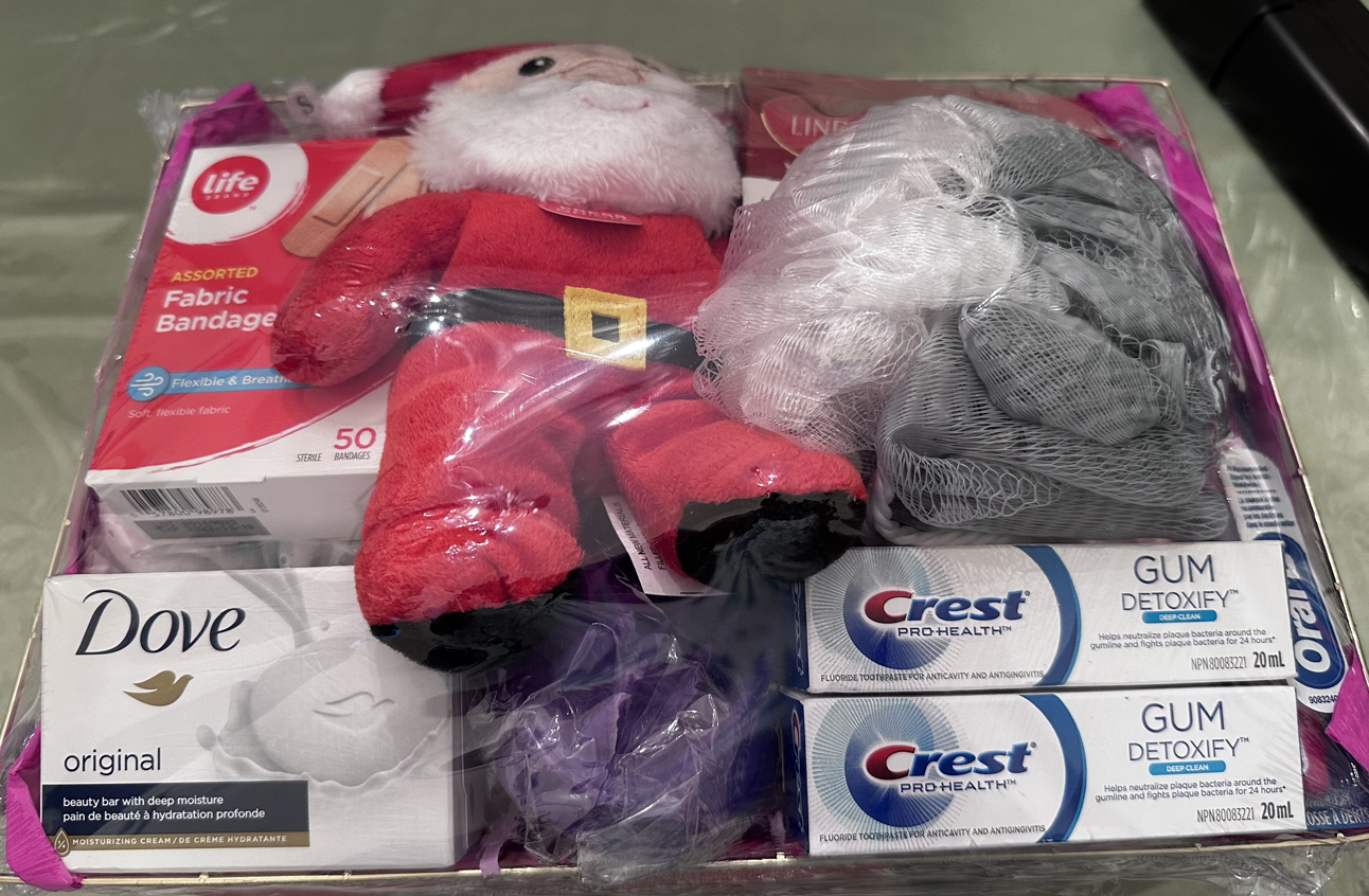 Christmas gift basket - photo 2