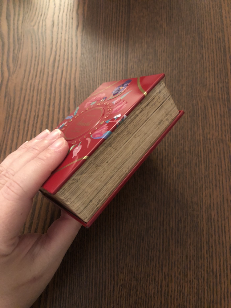 Book-shaped tin box/ November #freecycle image indicator(4)