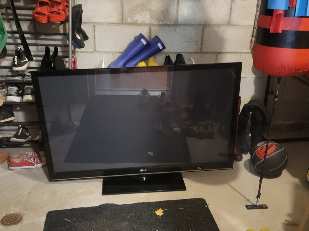 LG 50 inches TV thumbnail