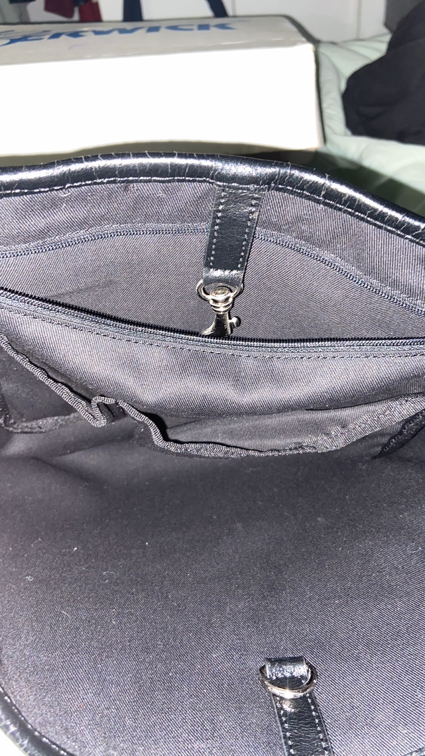 Banana Republic Large Purse image indicator(4)