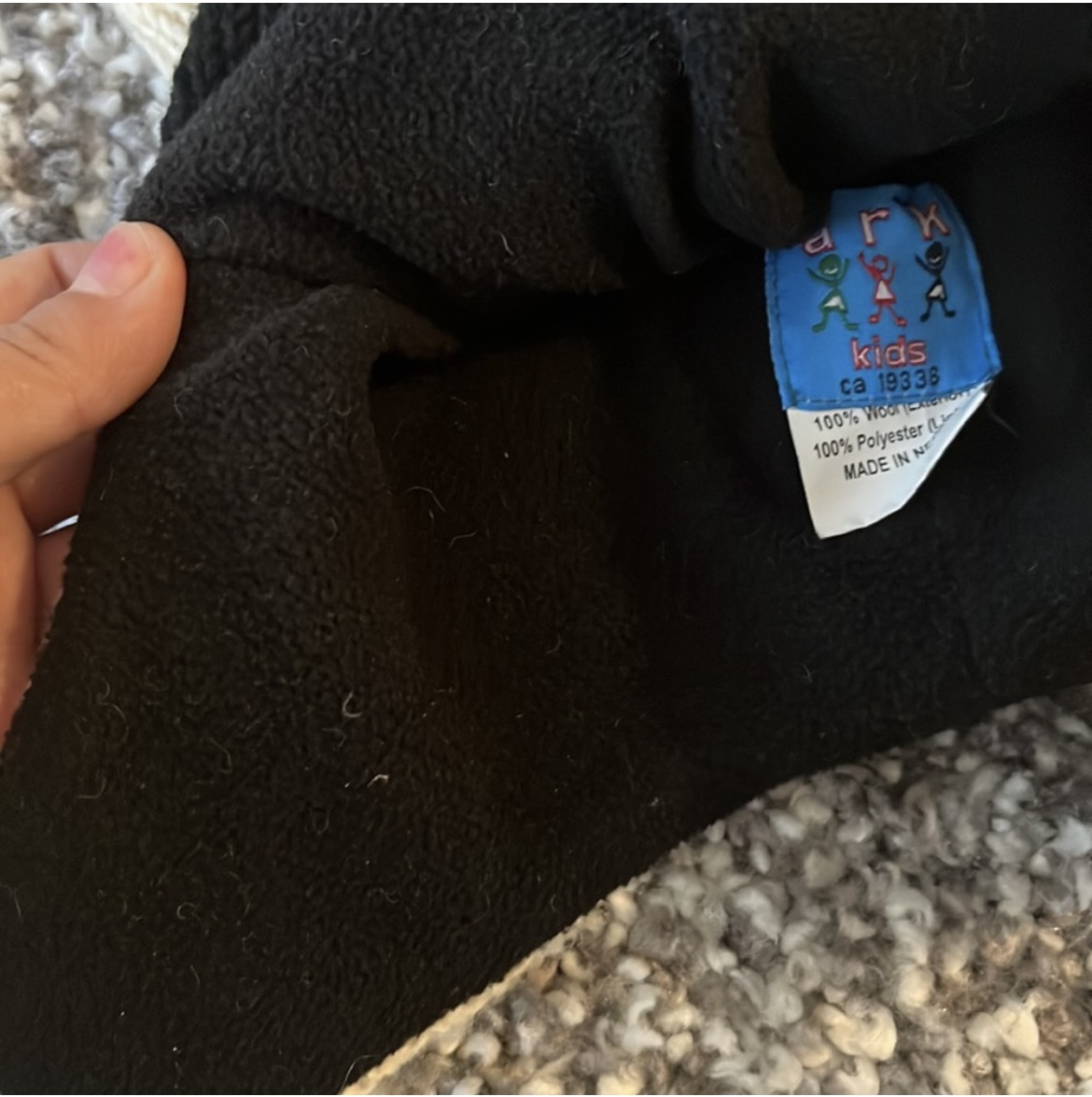 Kids wool winter hat image indicator(5)