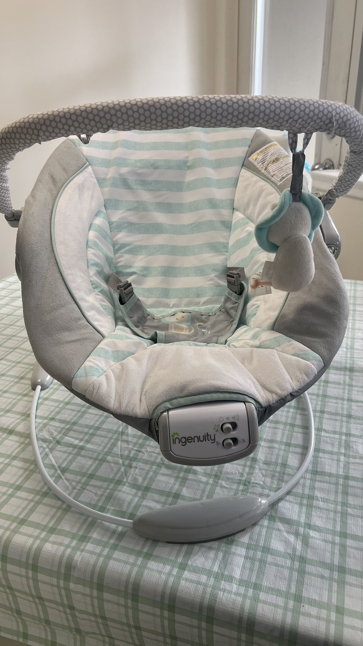 Baby Bouncer with Soothing Vibration and Music - photo 3