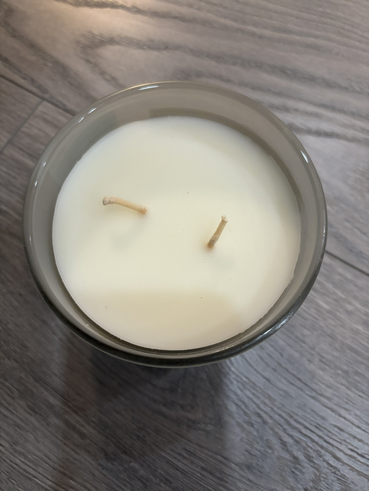 New never used large candle 🏒 - photo 3